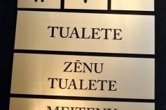 PLASTIKĀTA NORĀDES SANITĀRĀM TELPĀM