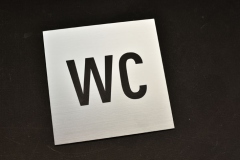 ABS plastikāta informatīvās plāksnītes durvīm.