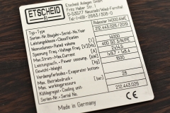 Alumīnija datu plāksne.