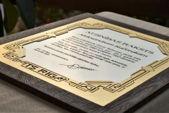 LIELA IZMĒRA ATZINĪBAS RAKSTS KOKA RĀMĪ