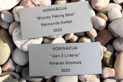 Gravētas alumīnija plāksnītes balvām.