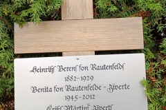 ALUMĪNIJA PIEMIŅAS PLĀKSNE AR GRAVĒJUMU