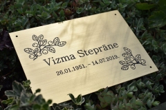 GRAVĒTA MISIŅA PLĀKSNE KAPU PIEMINEKLIM