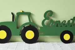 Dizaina elements - krāsoti koka burti