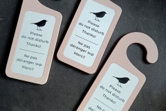 DURVJU ZĪME VIESNĪCAS NUMURIŅAM- LŪDZU NETRAUCĒT