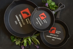 GRAVĒJUMS ČUGUNA PANNĀ