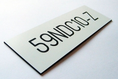 ABS balts-melns marķējums ar numuru