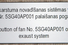 ABS balts-melns informatīvs marķējums