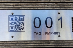 Gravēts QR kods nerūsējošā tēraudā