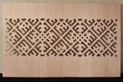 Gravēti radiatoru paneļi Siguldas pilij.