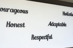 KOKA VĀRDI - INTERJERA DEKORS