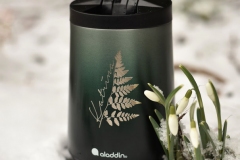 Gravējums termosos un termokrūzēs.